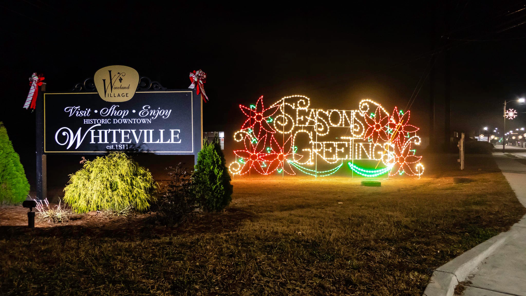 Whiteville signage