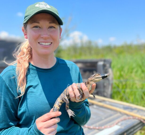 Alicia Davis with a little friend. (WRC Photo)