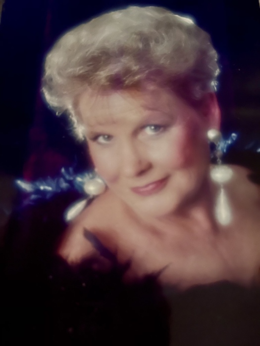 Carolyn G (Grainger) Trivette