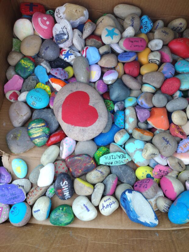 Kindness Rocks from the Juniorettes