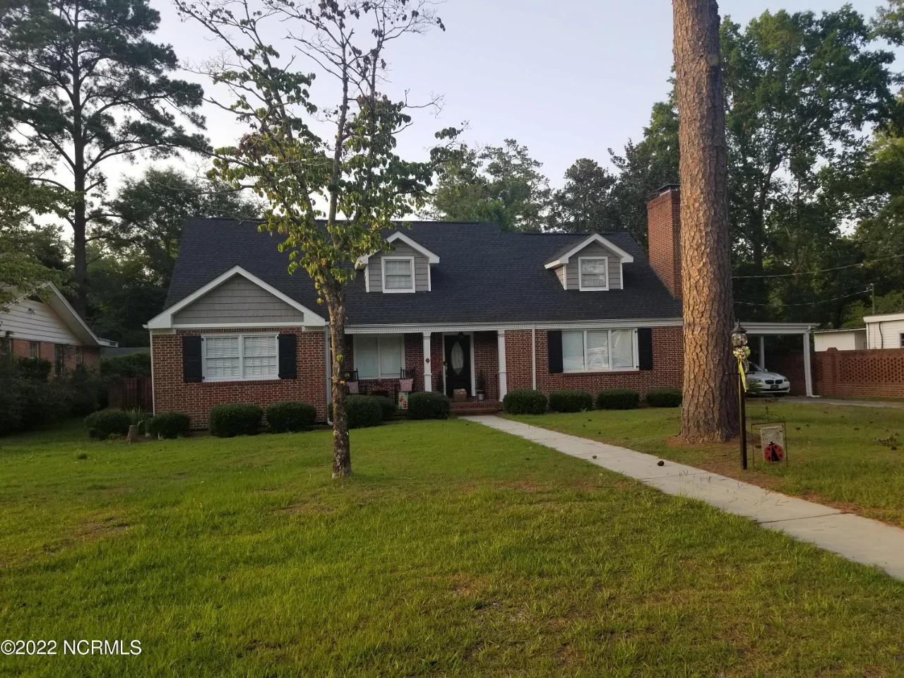 227 E College Street