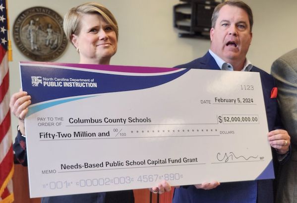 State superintendent Truitt and Rep. Jones