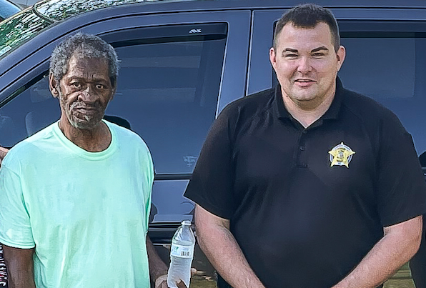 Joe Baldwin and CCSO Lt. Darris Floyd (CCSO Photo)