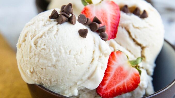 dairy-free-vanilla-ice-cream-8~2