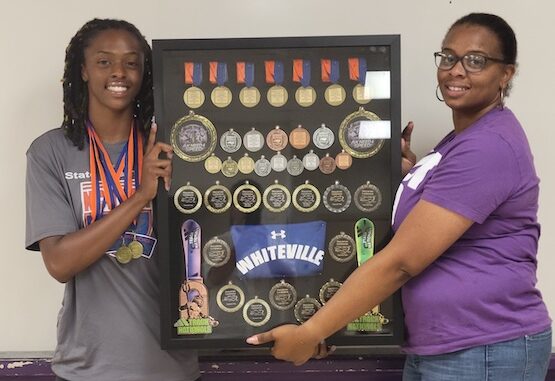 Serenity Harvey and her mother, Niconda Nicole.