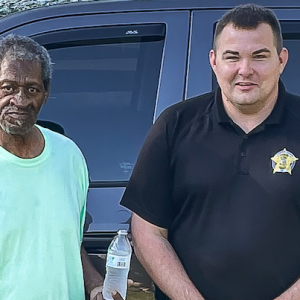 Joe Baldwin and CCSO Lt. Darris Floyd (CCSO Photo)